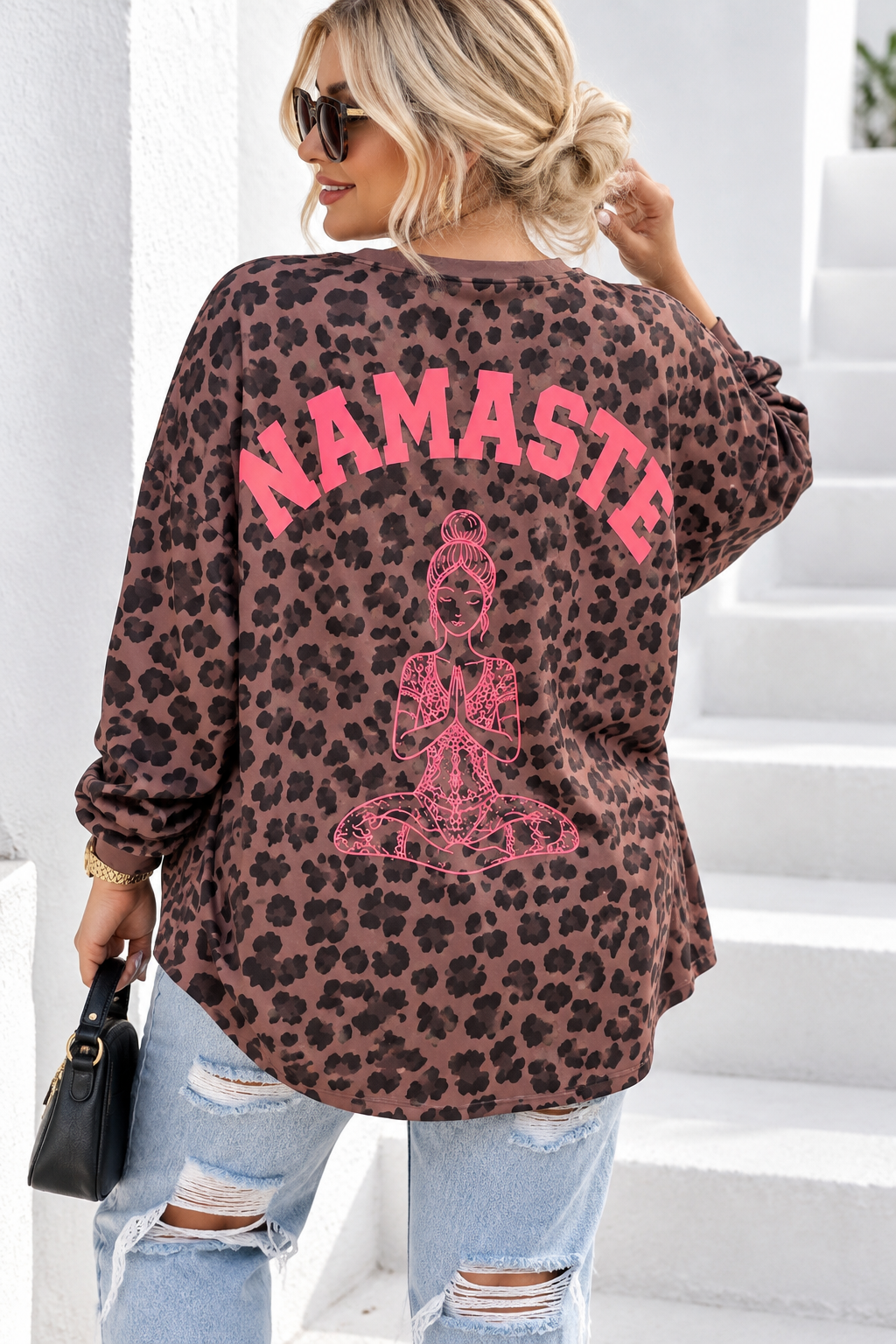 Curvy Damen Sweatshirt Braun Leo-Print Oversize Namaste Rückenprint 44–54