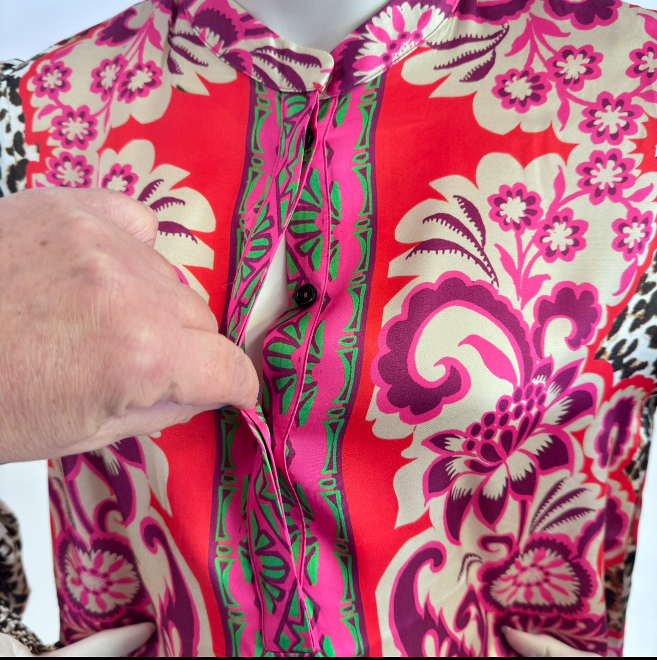 Vibrante Viskose-Bluse von Yippie Hippie
