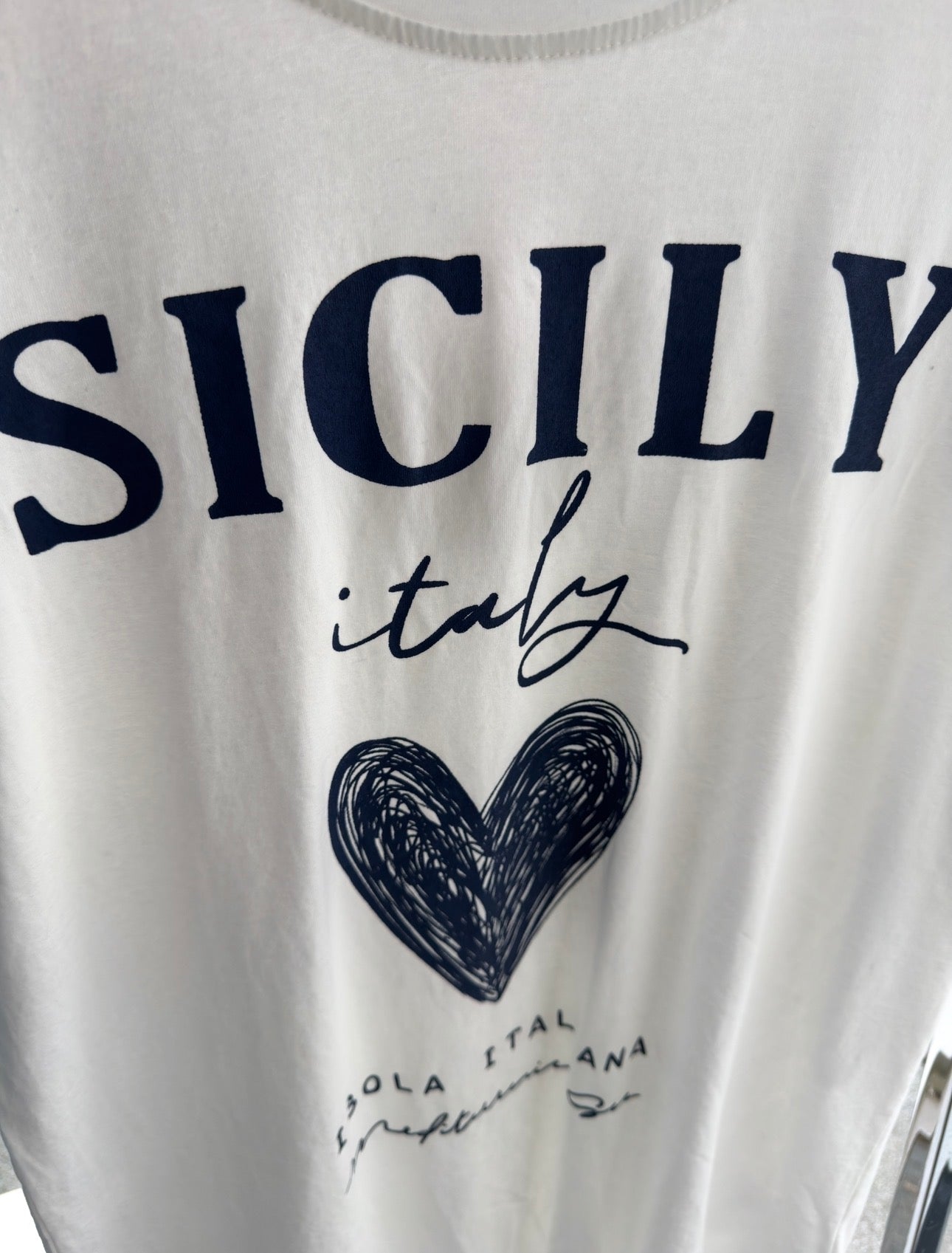 💙 Sicily Love Shirt – Italienisches Baumwollshirt mit Herzprint | 38–42 💙