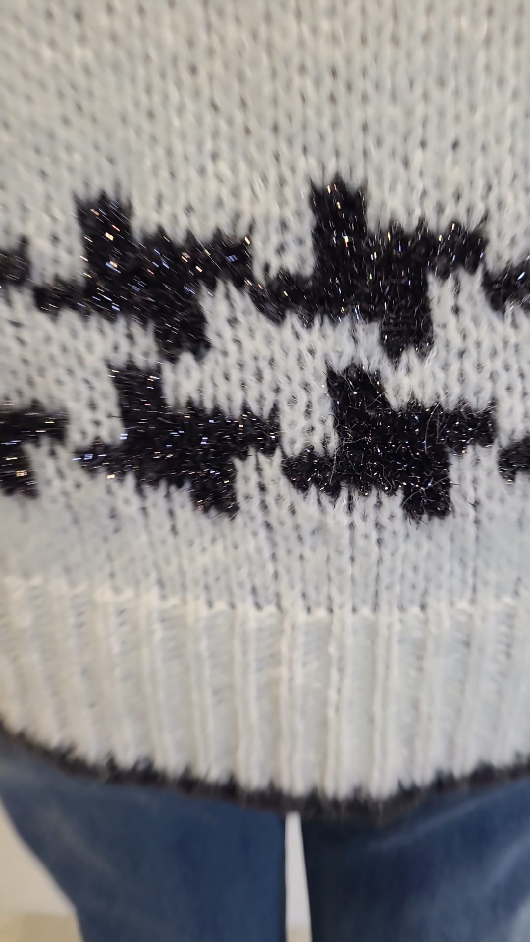 Yippie Hippie Pullover