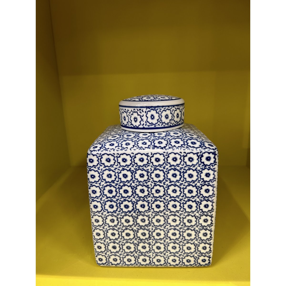 Blue and White Porcelain Flower Vase（ Square Style）