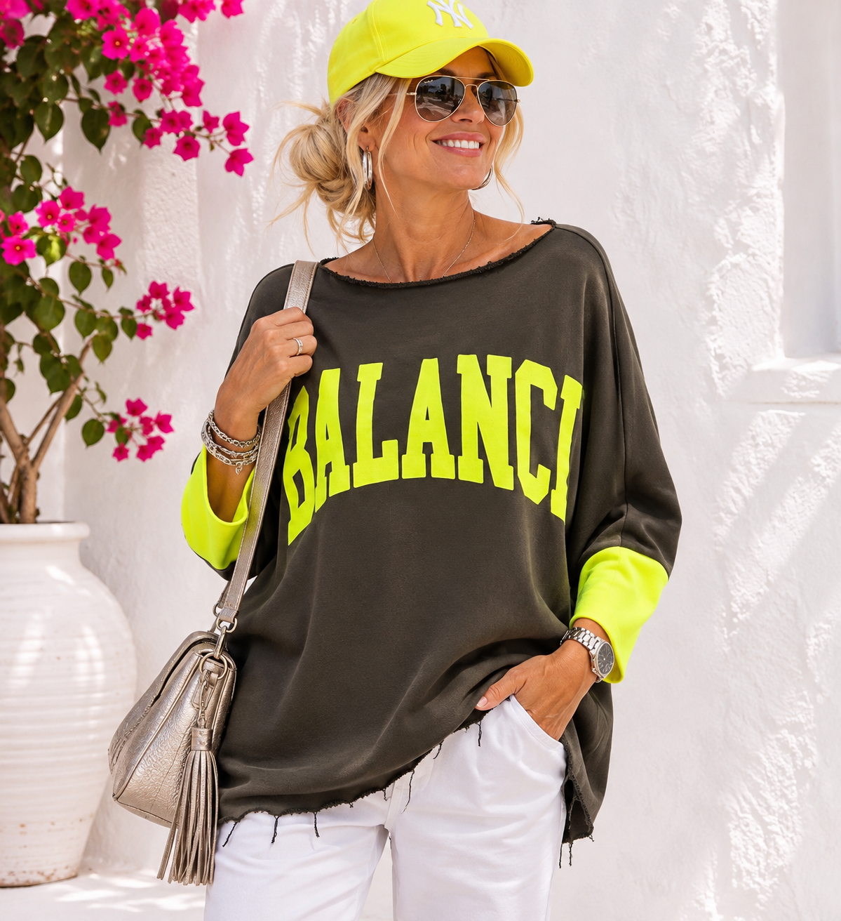 Damen Oversize-Pullover BALANCE Schokolade/Neonpink oder Oliv/Neongelb – Baumwollmix, Größe 42–46