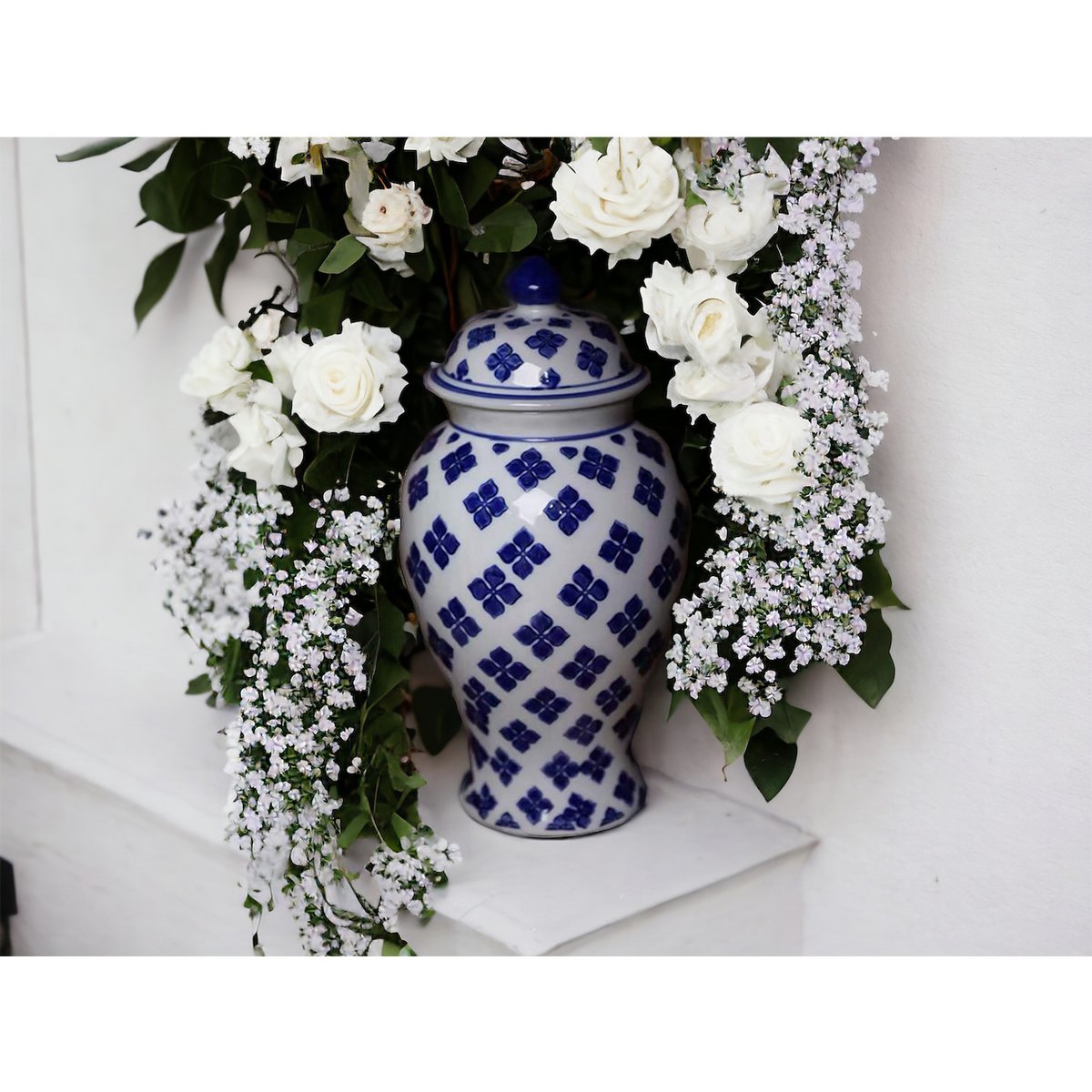 M-SIZE Blue and White Porcelain Flower Vase (For Kitchen Home)