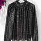 Leo Glamour Bluse Silber-Schwarz – edle Viskosebluse mit Stehkragen | 38–42