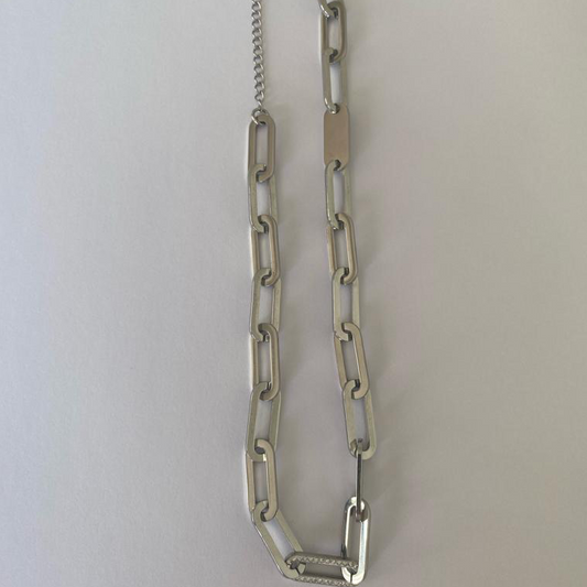 Modeschmuck-Kette mit ovalen Anhänger - 43 cm Länge - Silber