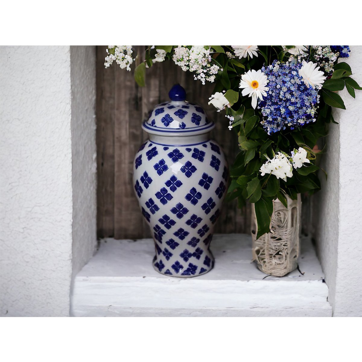 M-SIZE Blue and White Porcelain Flower Vase (For Kitchen Home)