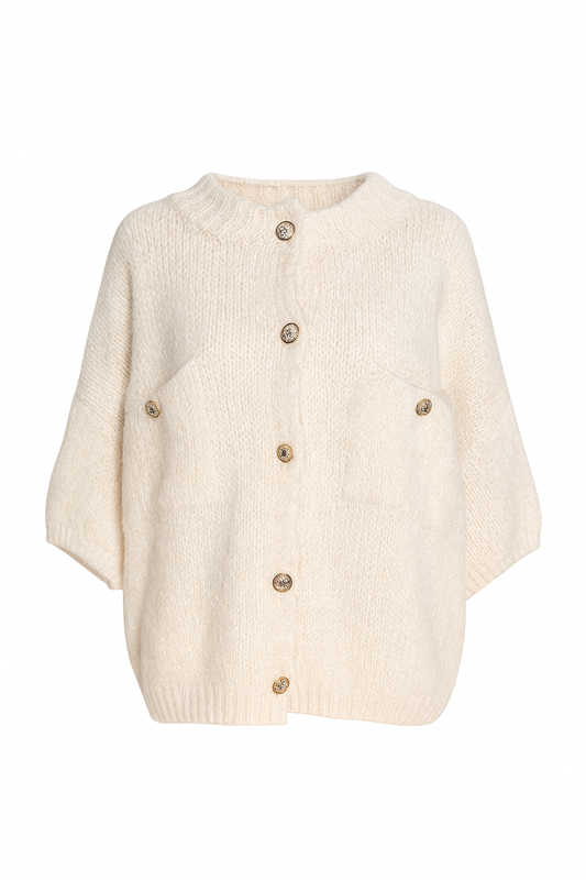 Stricktraum „Sofia“ – kurzärmlige Strickjacke in Cremeweiß