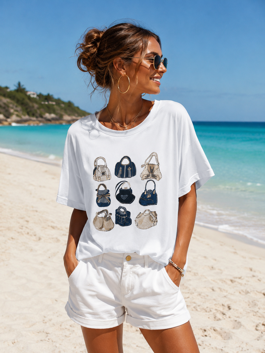 Luxury Bag Glam Shirt White – Curvy Baumwollshirt mit Strass-Taschenmotiv 40-48