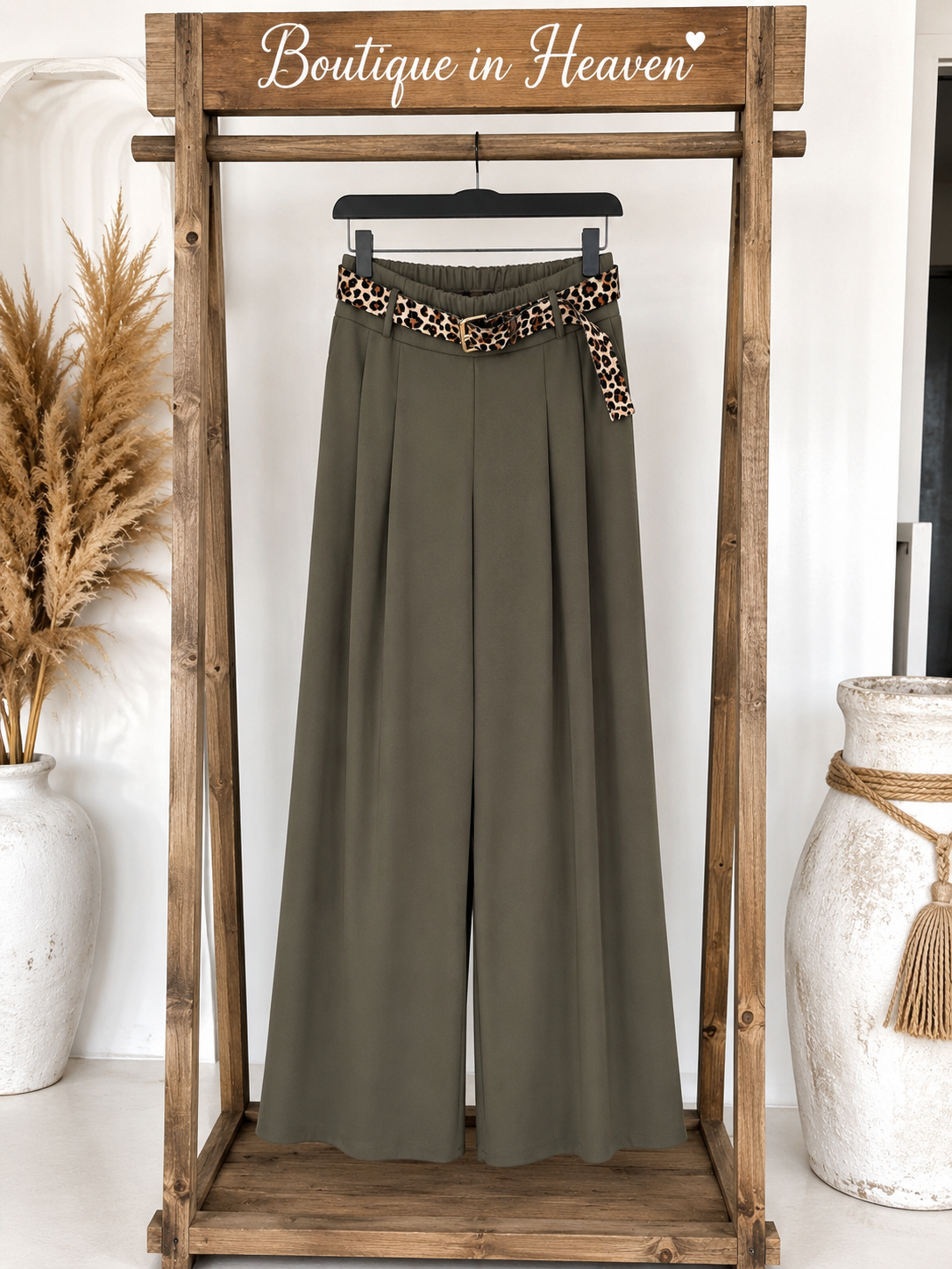 Women's cloth trousers, Marlene style