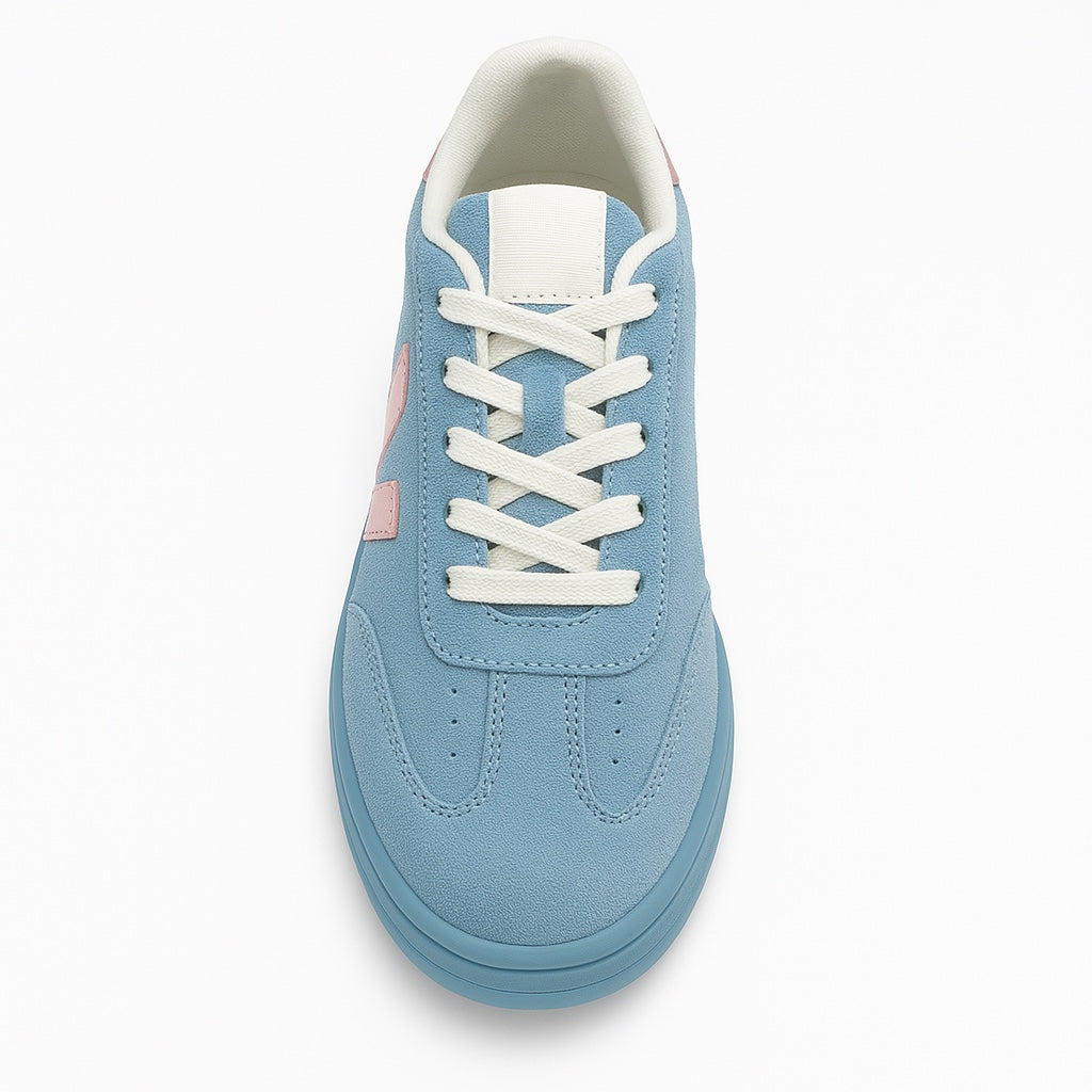 Sky Bloom – Damen-Sneaker in Hellblau mit roséfarbenen Details