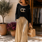 Golden Glam Sweatshirt – Schwarz & Weiß | Viskose-Luxus mit Gold-Statement ✨🤍