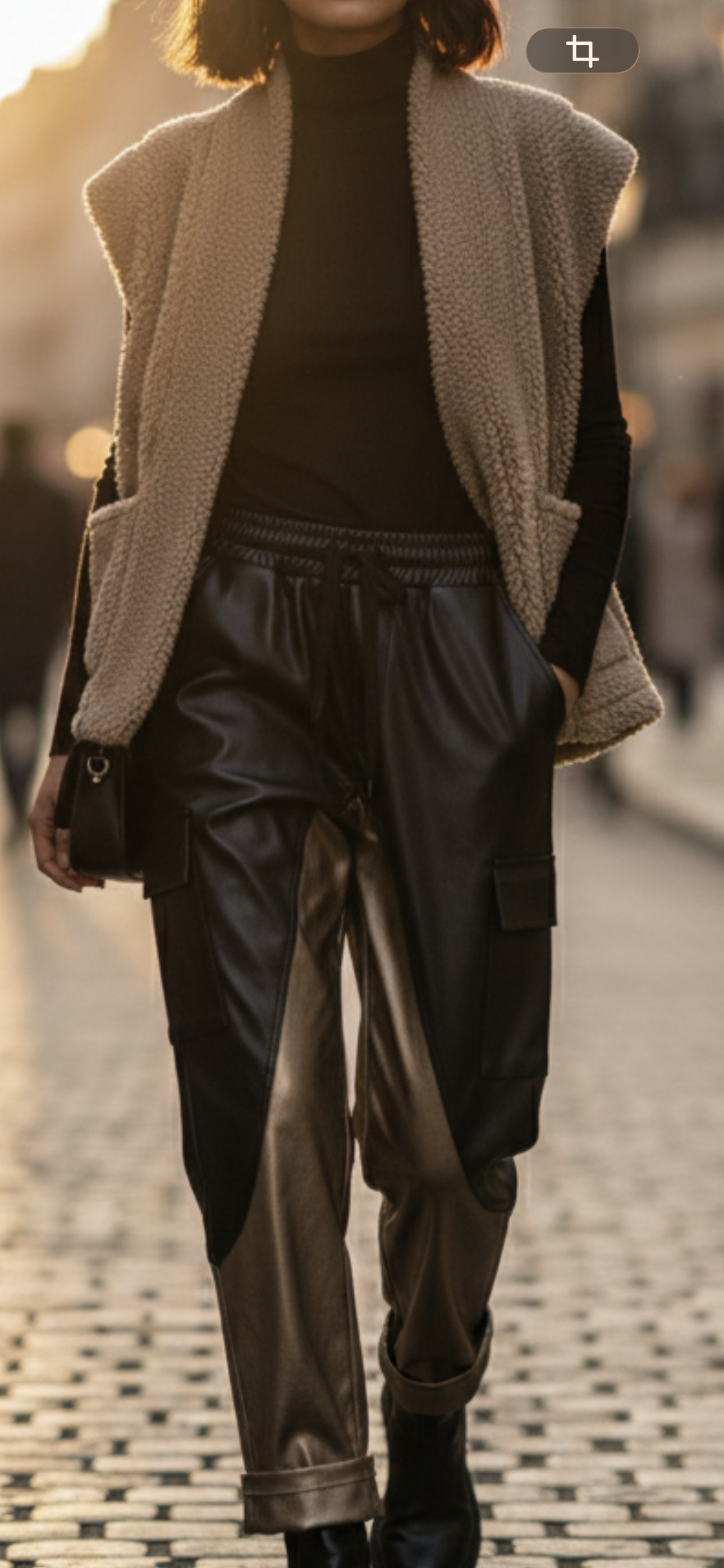 Lichtbruin, kort, comfortabel, warm vest