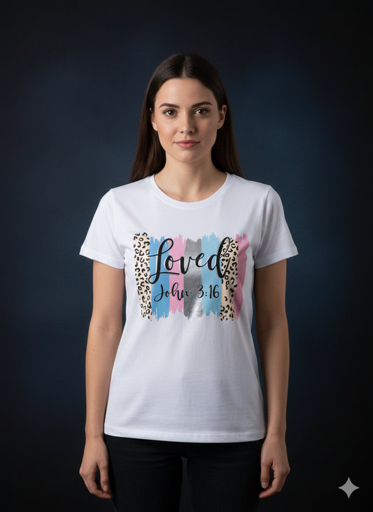 Damen T-Shirt weiss mit Loved Print 38-42