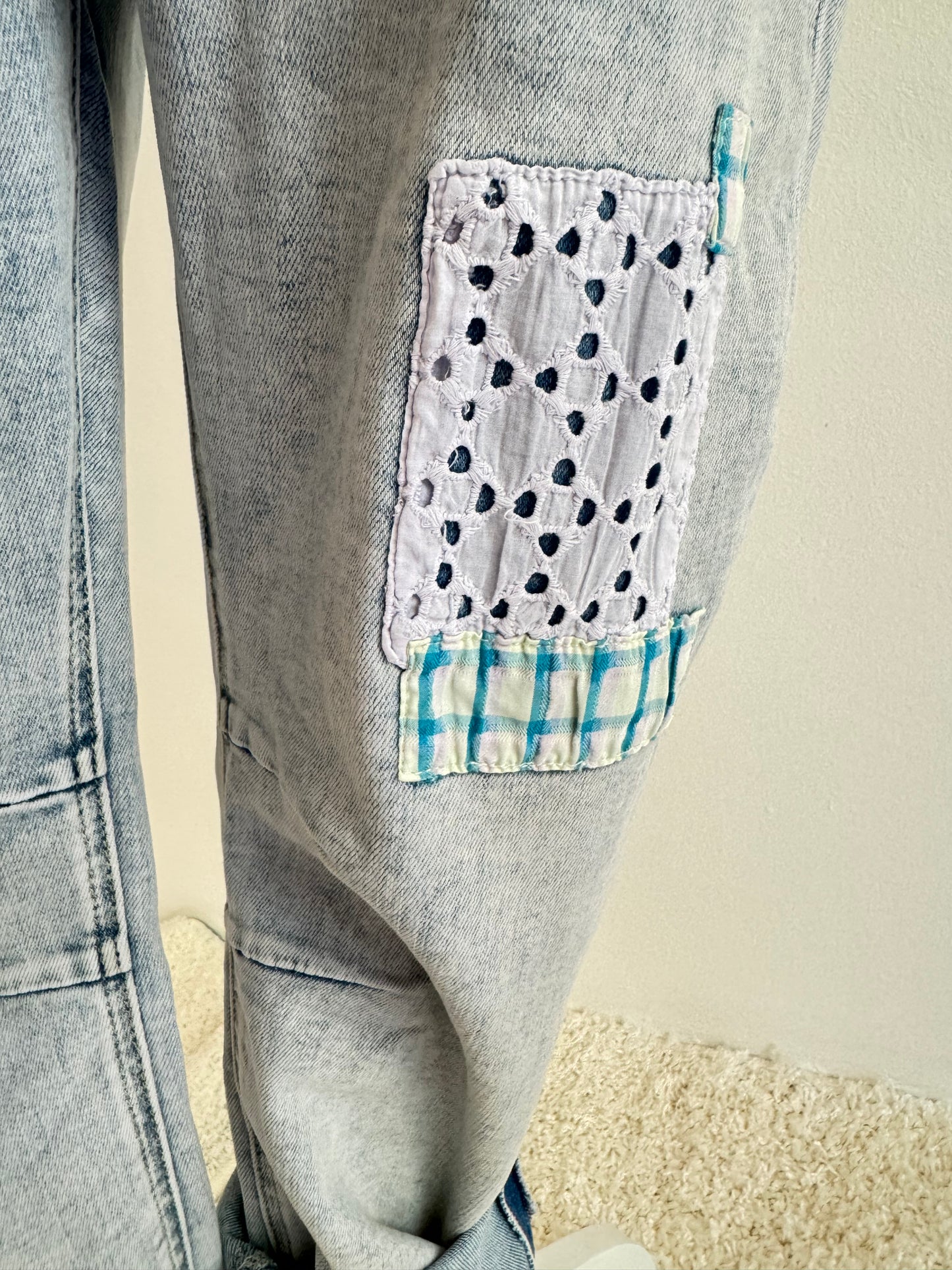 Jeanshose mit dem gewissen Etwas – Mode in M und XL für einen individuellen Look
