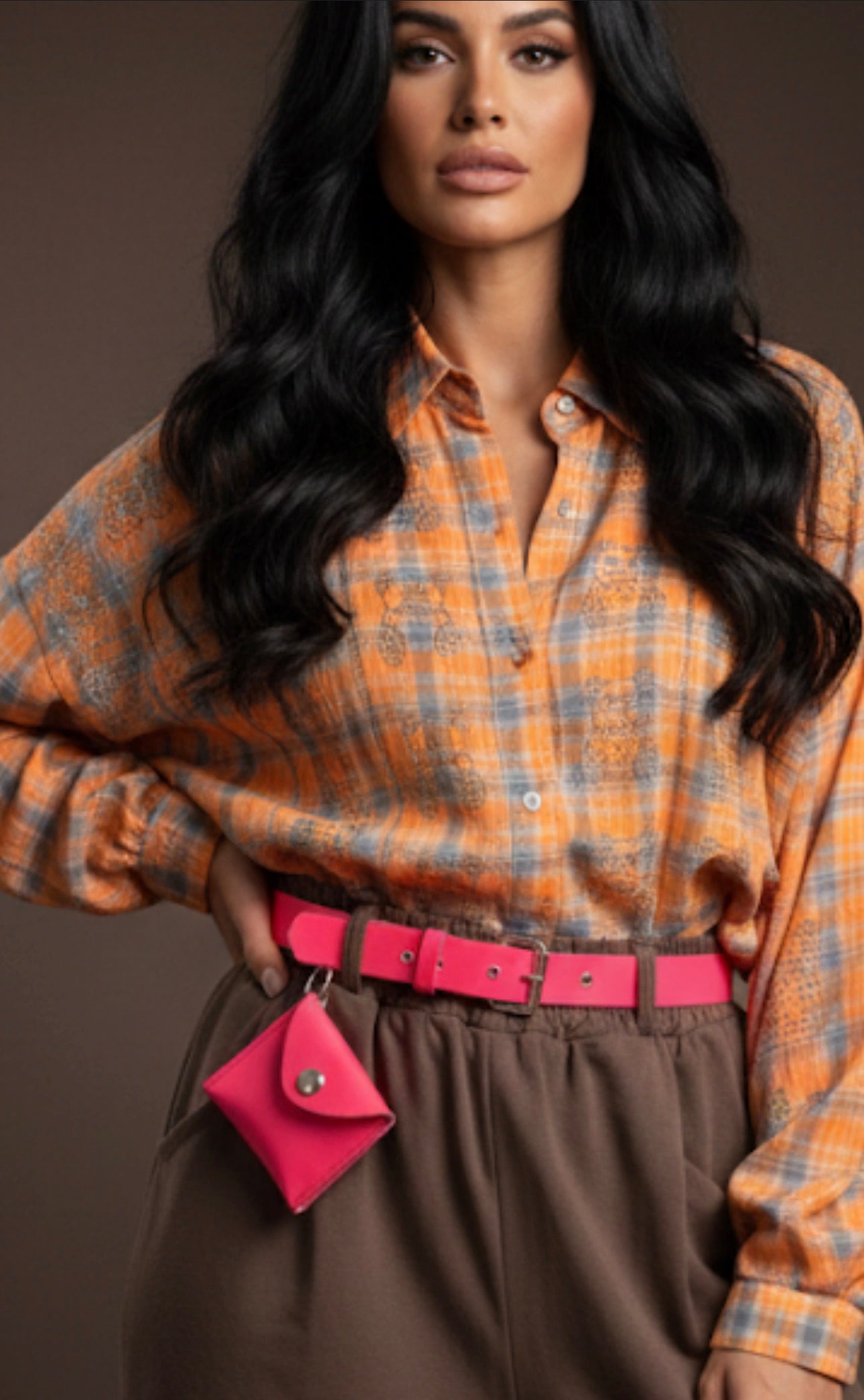 Oversized oranje geruite blouse voor dames – losvallende geruite blouse