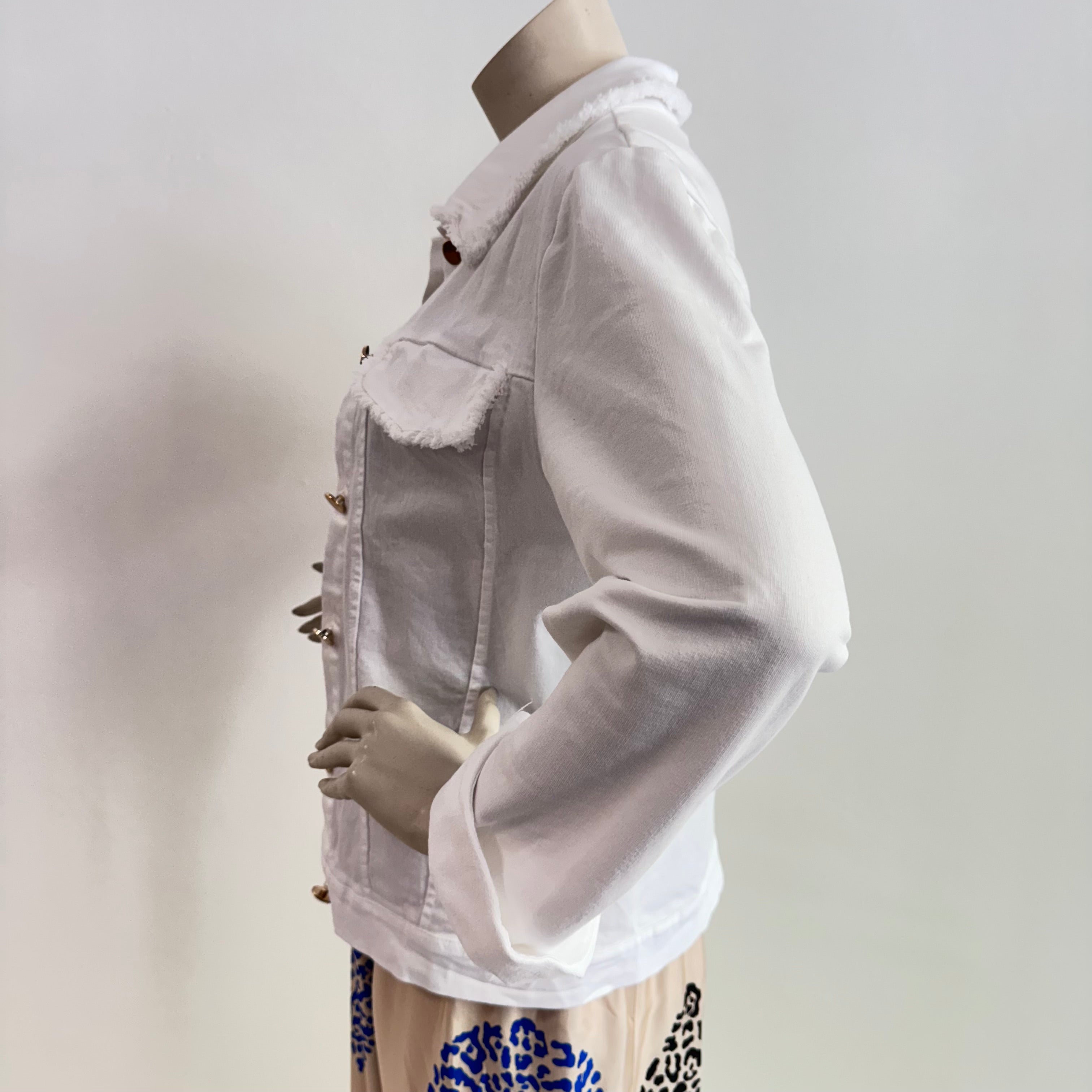Weiße Denimjacke mit Fransen-Details