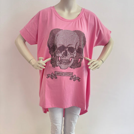 Stylisches Oversize T-Shirt mit Totenkopf-Design
