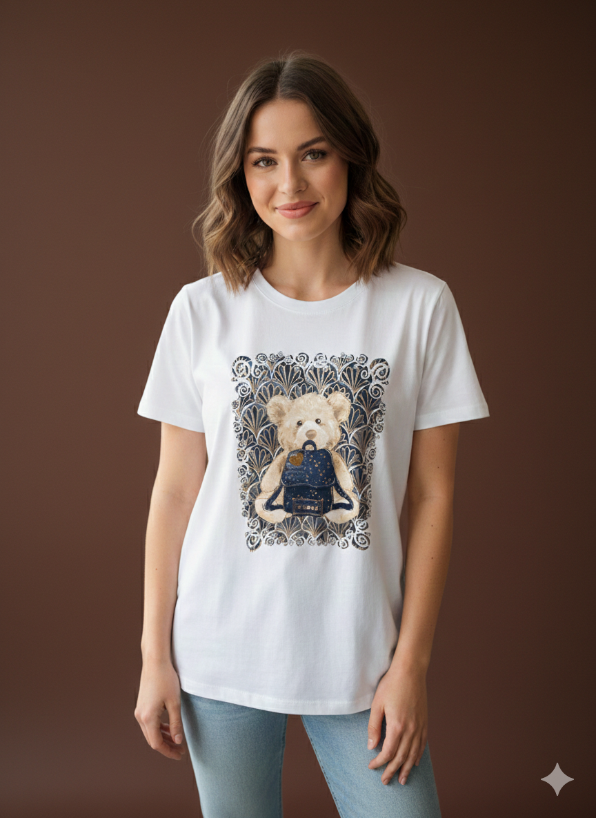 Damen T-Shirt in weiss Baumwollshirt mit Print Bär Tasche im Mund