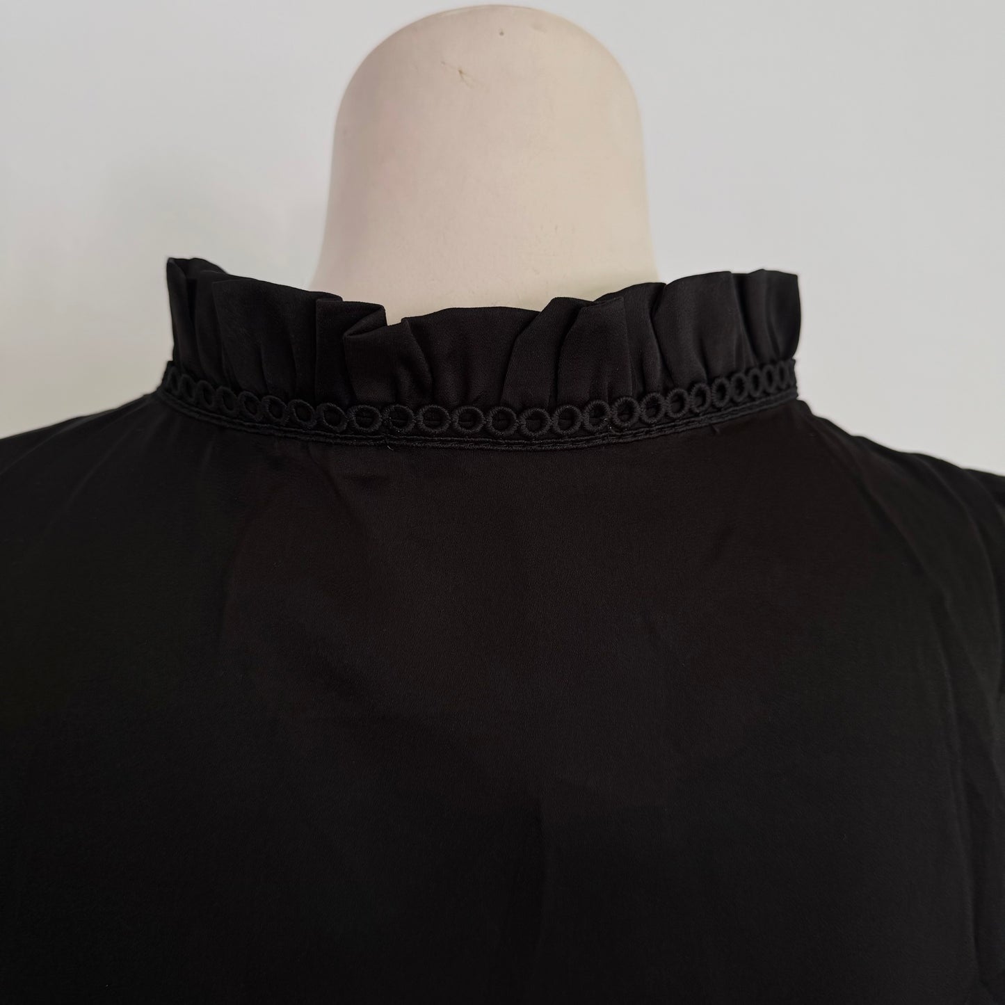 Bluse Schwarz Pailletten-Glanz