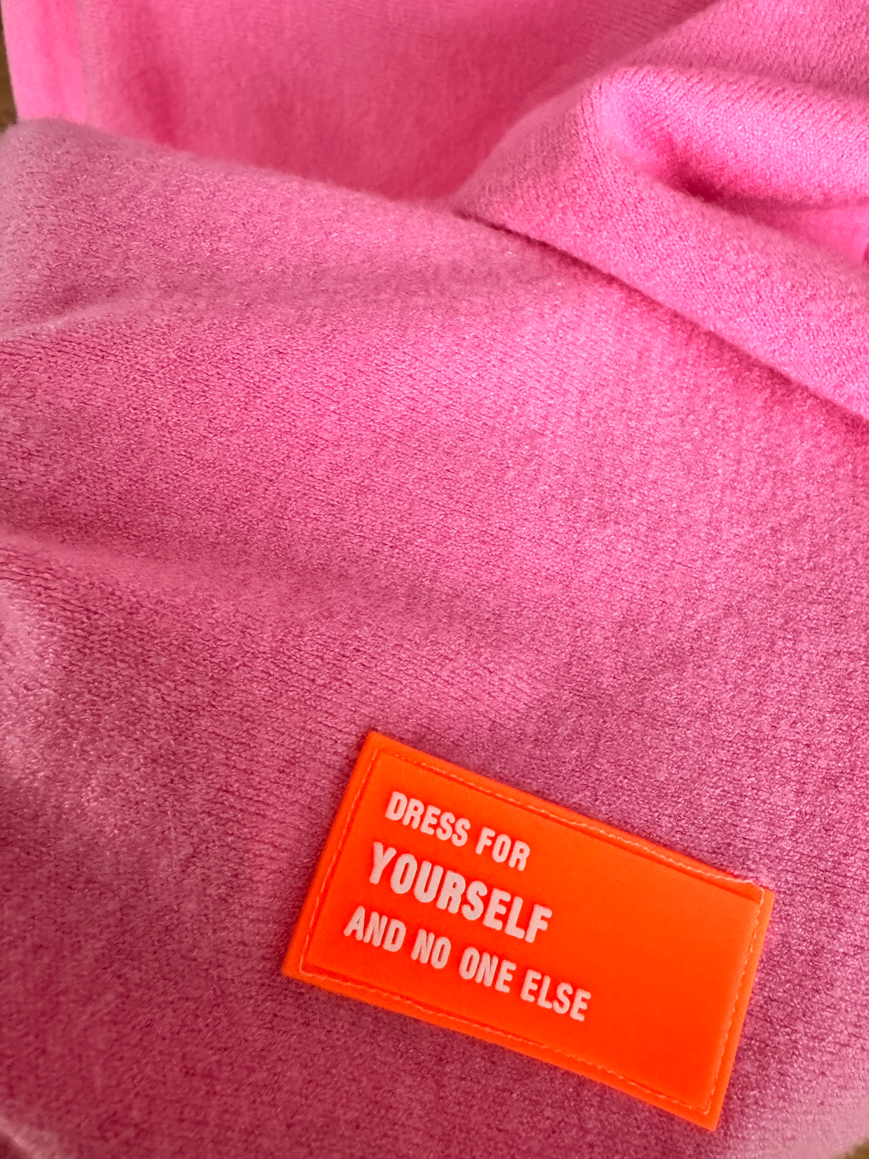 Feinmaschiger Kurzarm-Pulli in Pink 💗