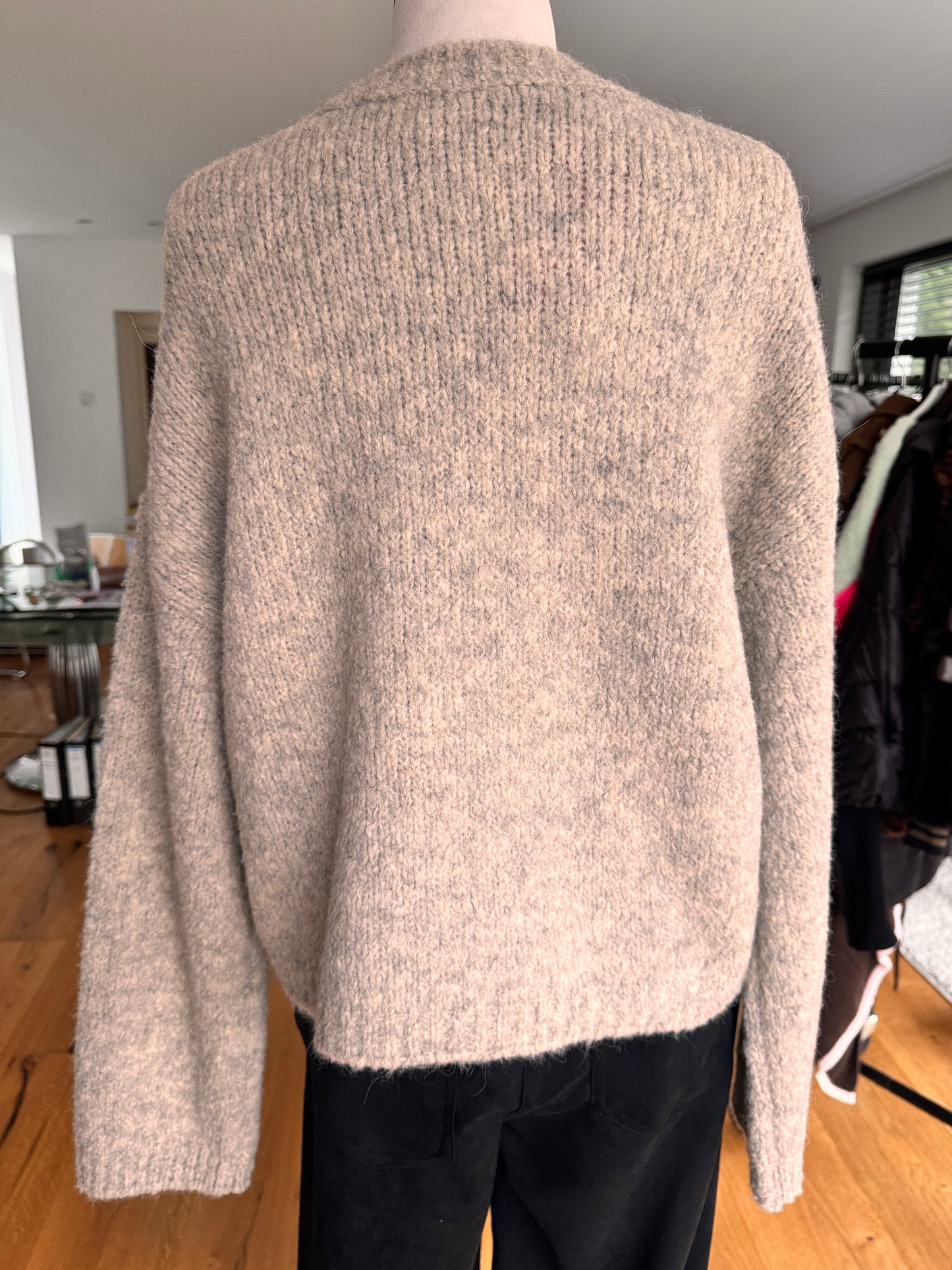 Yippie Hippie Pullover