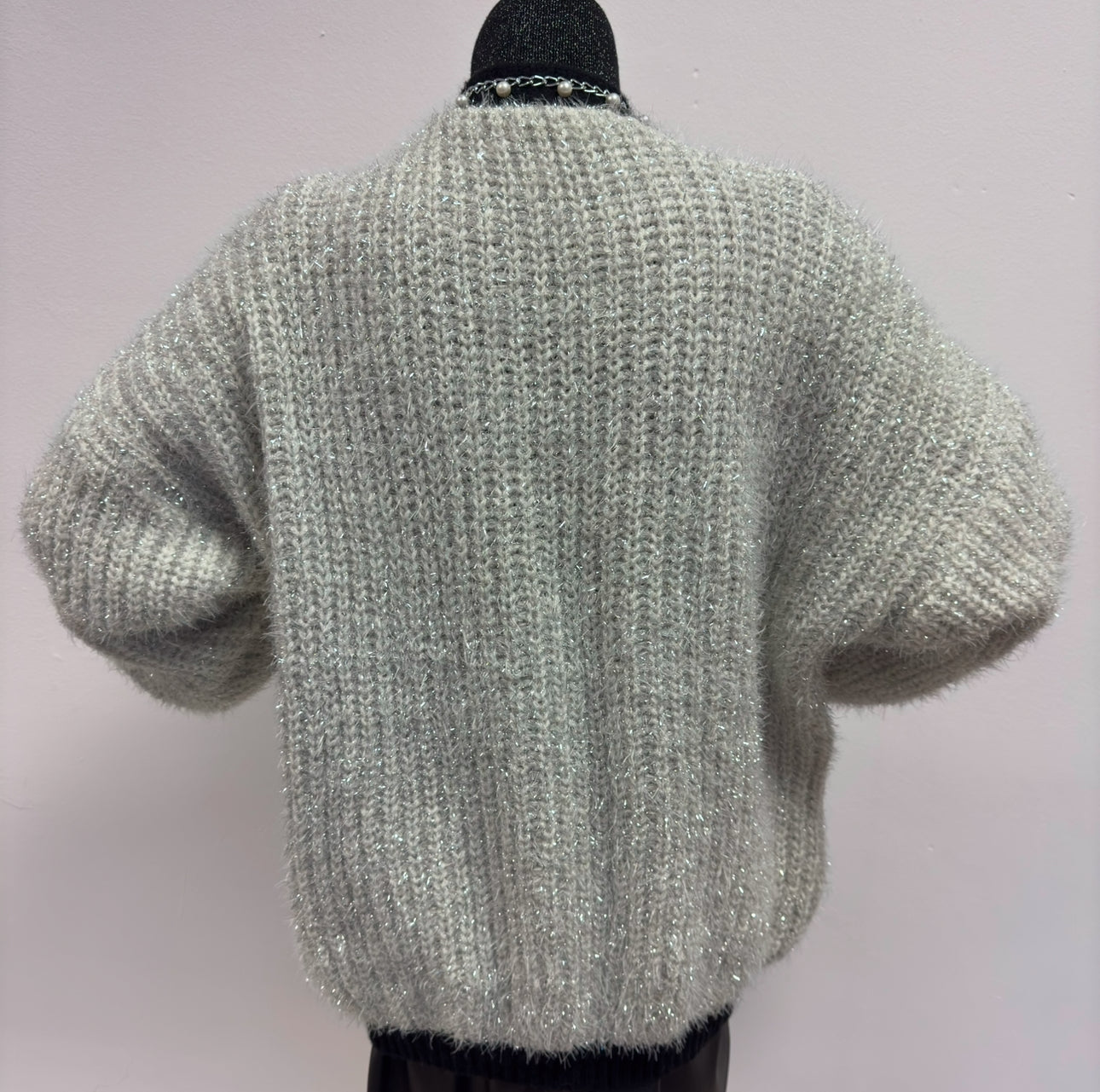 Strickjacke grau/schwarz mit Perlen