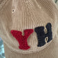 Yippie Hippie Damen Cord Cap „YH“ – Premium Baseballcap in Beige mit Teddy-Logo & Klettverschluss