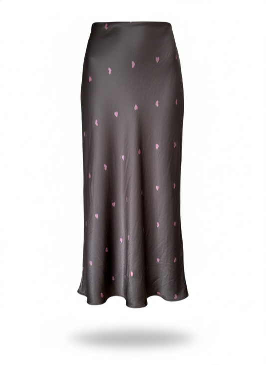 Satinrock in Dunkelbraun mit zartem Herzmuster