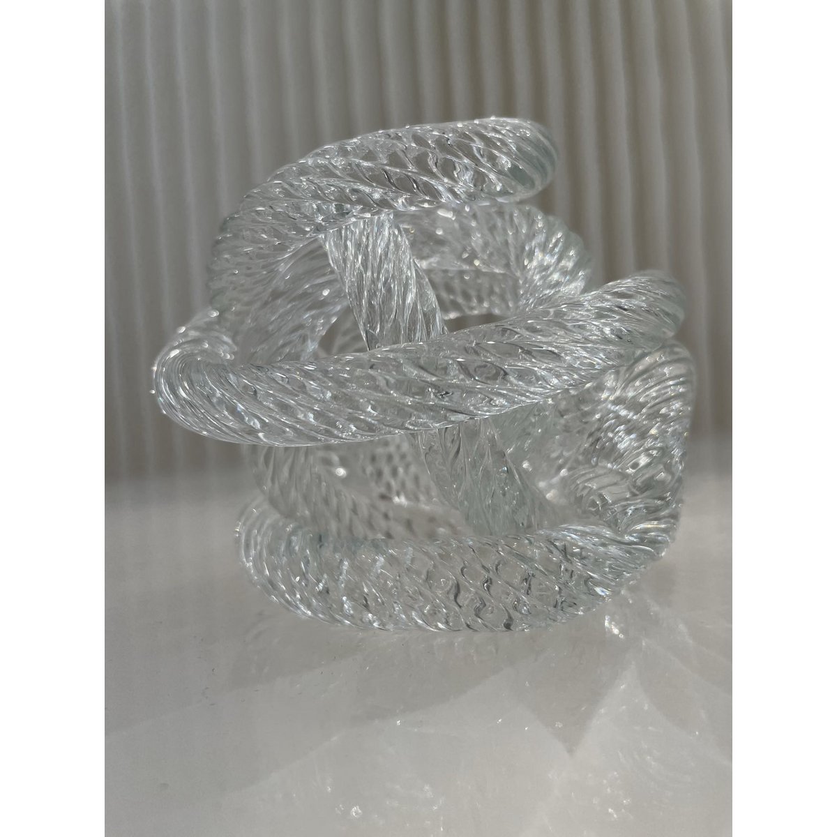 Kleine geknotete Glasskulptur (S) Durchmesser 10 cm