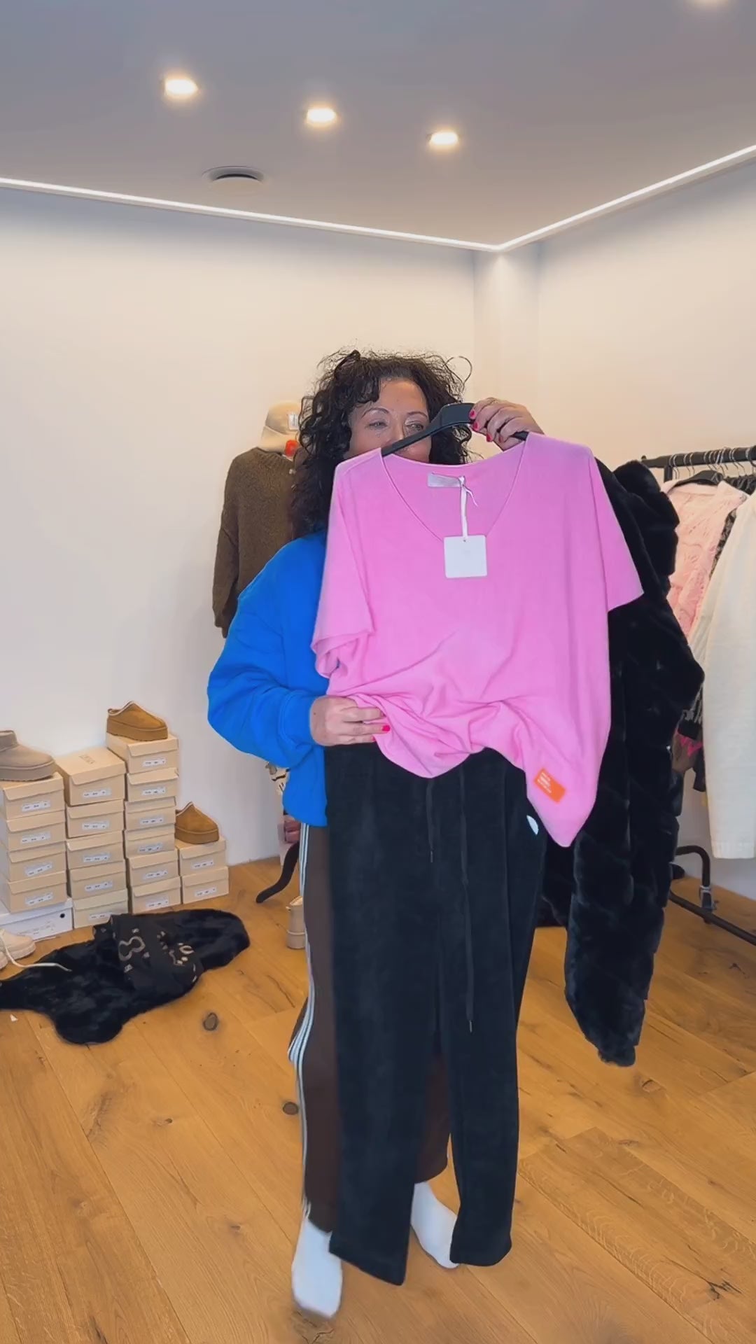 Feinmaschiger Kurzarm-Pulli in Pink 💗